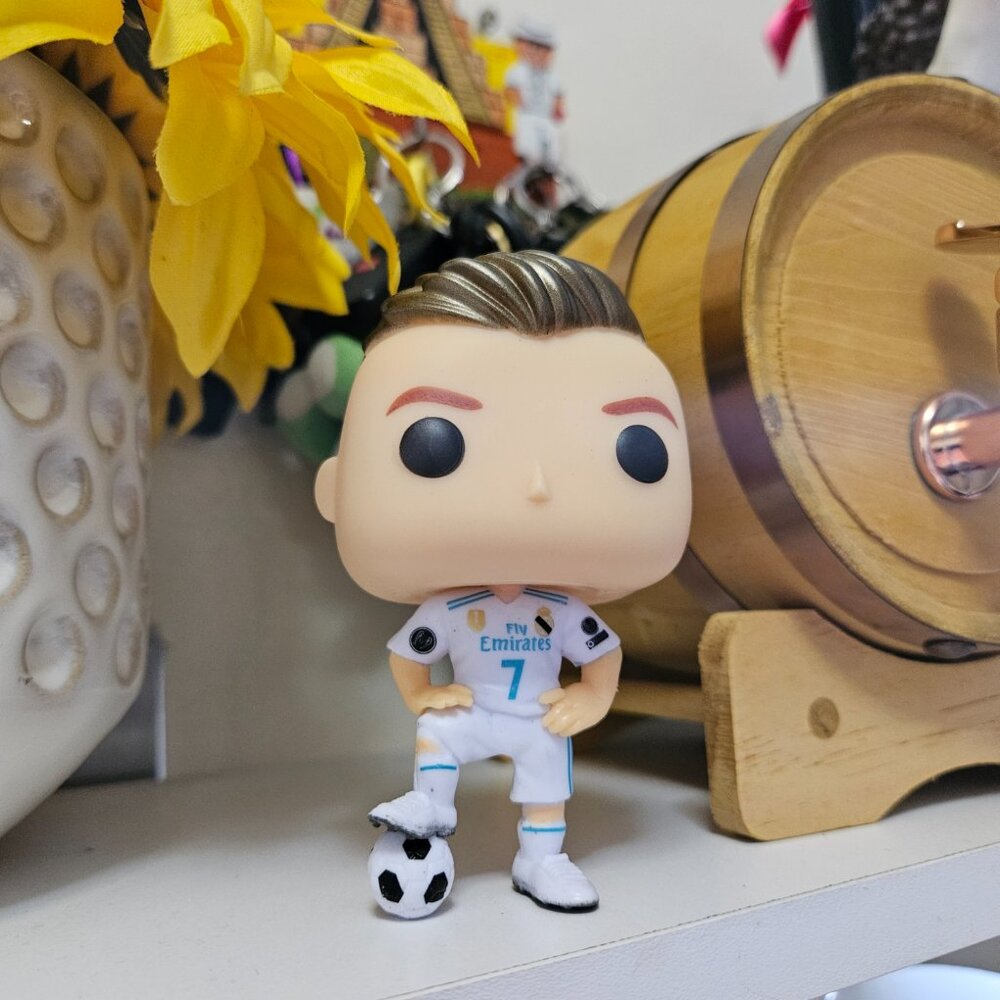 Cristiano Ronaldo  Funko Pop Customized! Real Madrid- Perfect Christmas gift! 🎁 - Picture 2 of 3